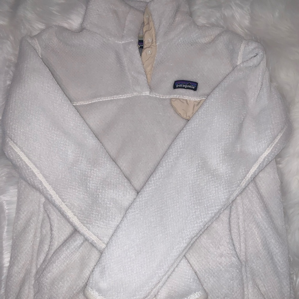 Patagonia, Size L, White/Cream Fleece Pullover